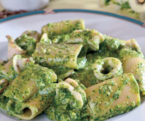Cucinare Italy - Paccheri with pesto celery and squid