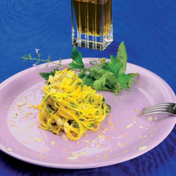Cucinare Italy - fresh tagliolini with almonds and lemons